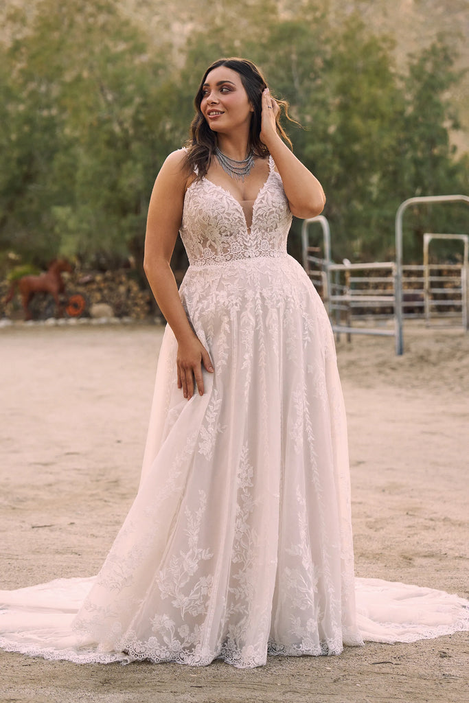 Bridal gown Lillian West style 66251 plus size wedding gown 