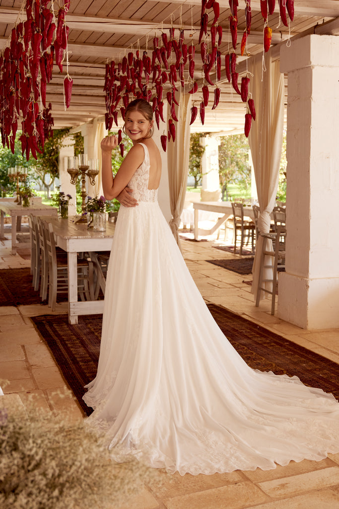 Lillian West - Style 66396