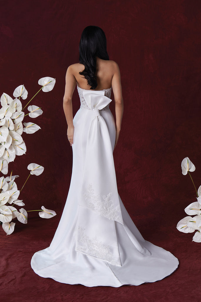 Wedding Gown Plus Size Bridal Dress Justin Alexander Style Hilton