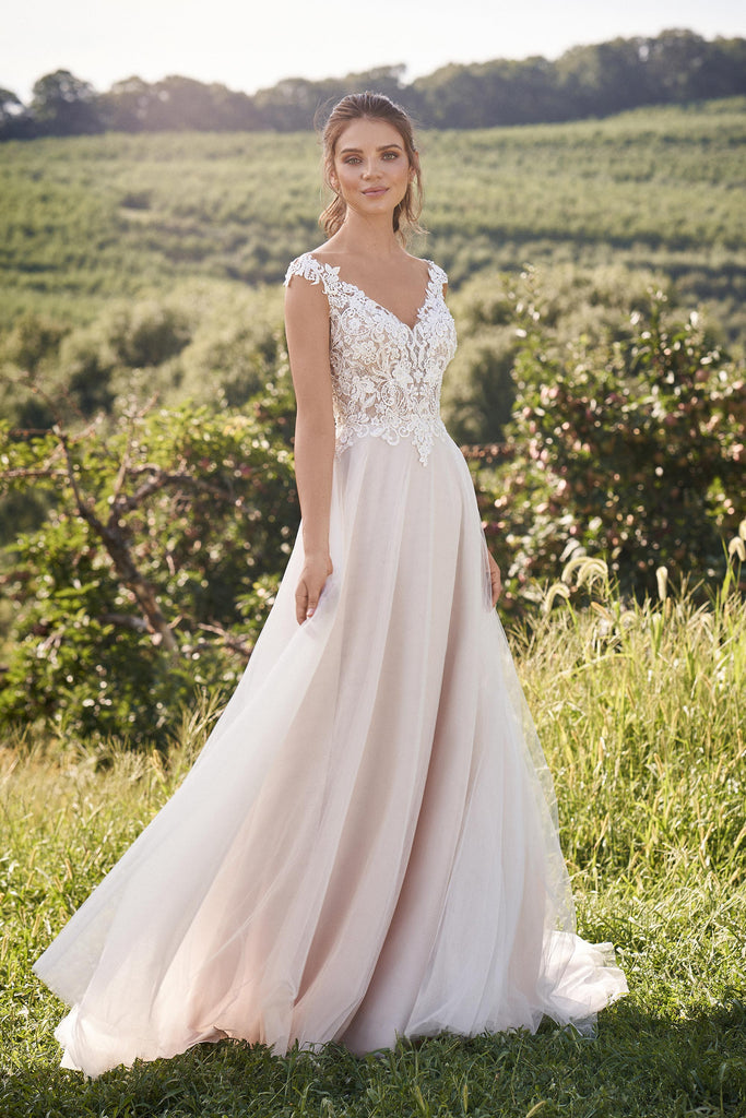 Lillian West - Style 66133L+
