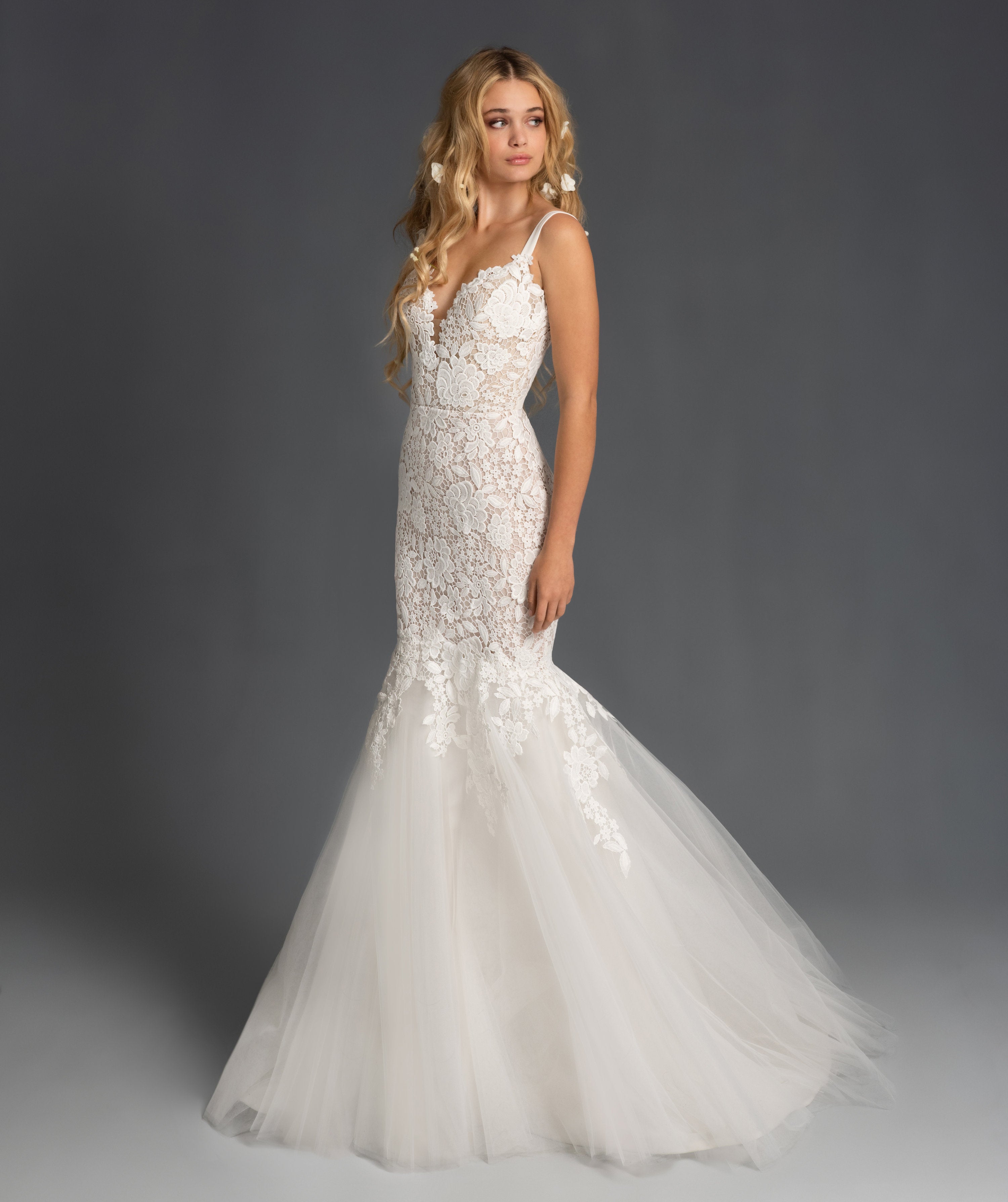 Beautiful Bride Boutique- Blush by Hayley Paige-Pierre 1955 - Beautiful Bride Boutique Beautiful Bride Boutique- Blush by Hayley Paige-Pierre 1955 - Beautiful Bride Boutique